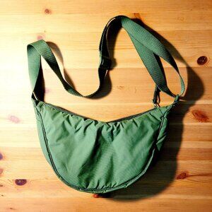 Uniqlo Round Mini Shoulder Bag (Green)